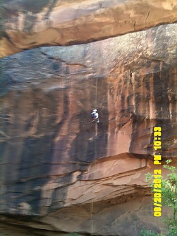 Morning-Glory-Arch-head-of-side-canyon-o