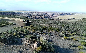 The-Painted-Desert-north-of-the-Petrifie