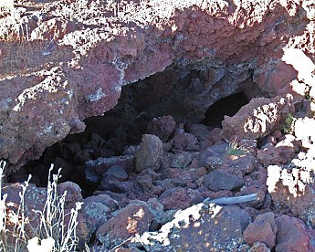 Old-Caves-Crater-lava-tube-entrance.jpg