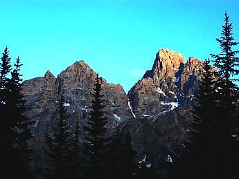 Grand-Teton-from-North-Cascade-Canyon-GT