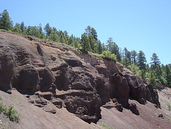 Eroded-volcanic-rock-hillside-near-Mormo