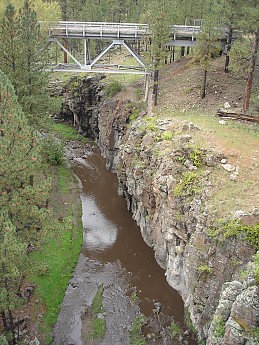 Looking-upriver-on-the-San-Francisco-Riv