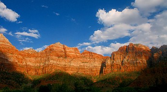 38216_103942729659694_5016589_n.jpg