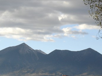 The-San-Francisco-peaks-north-of-Flagsta