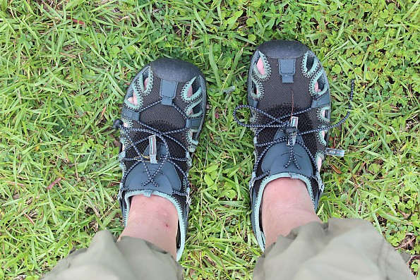Mountrek Mens Vista 10001 Black Red Slip On Lite Hiking Shoes
