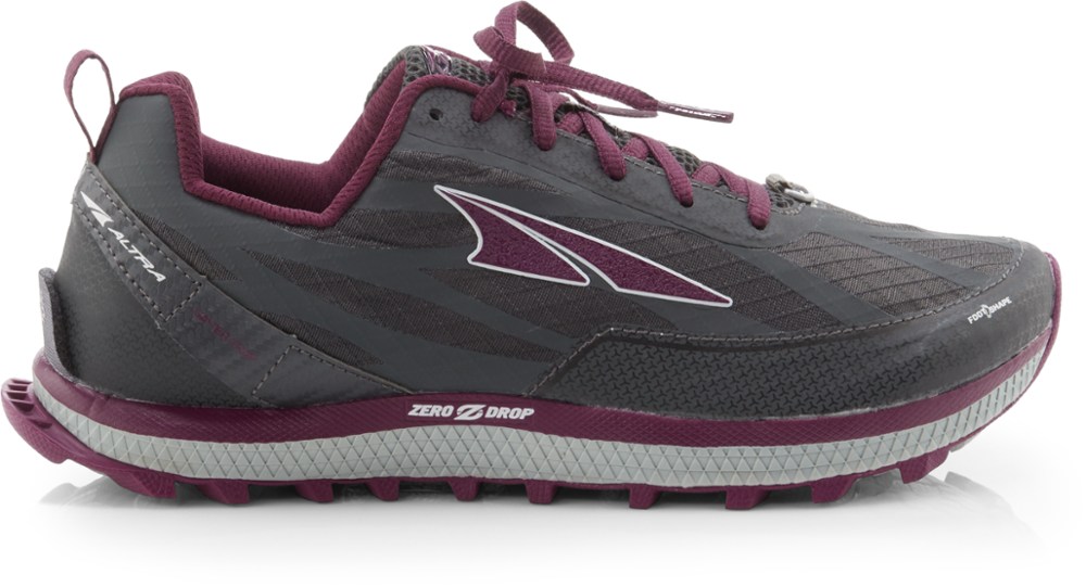 photo: Altra Women's Superior 3.5 trail running shoe