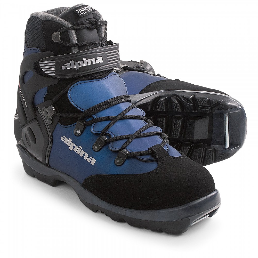 photo: Alpina Women's BC 1550 nordic touring boot