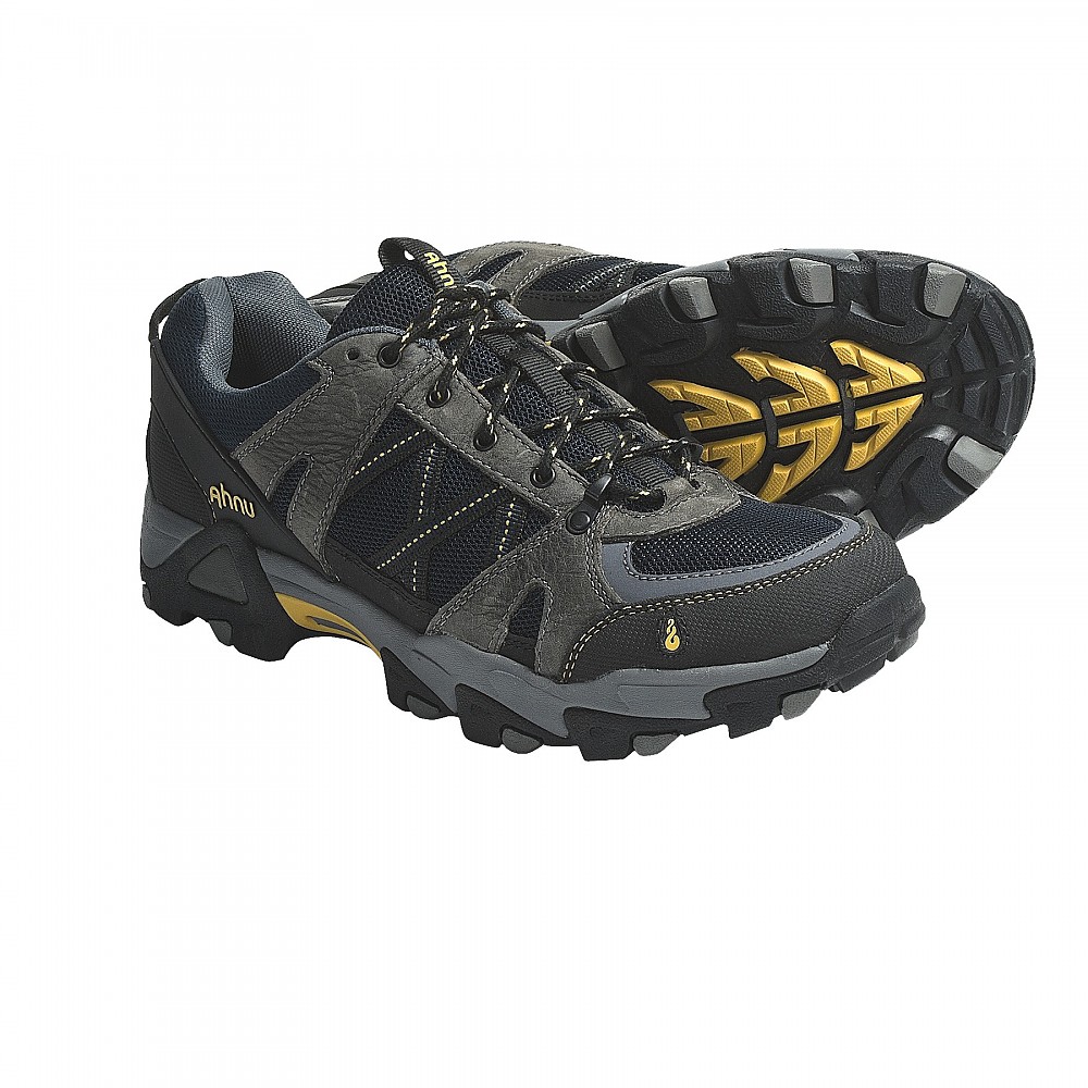 photo: Ahnu Moraga Mesh trail shoe