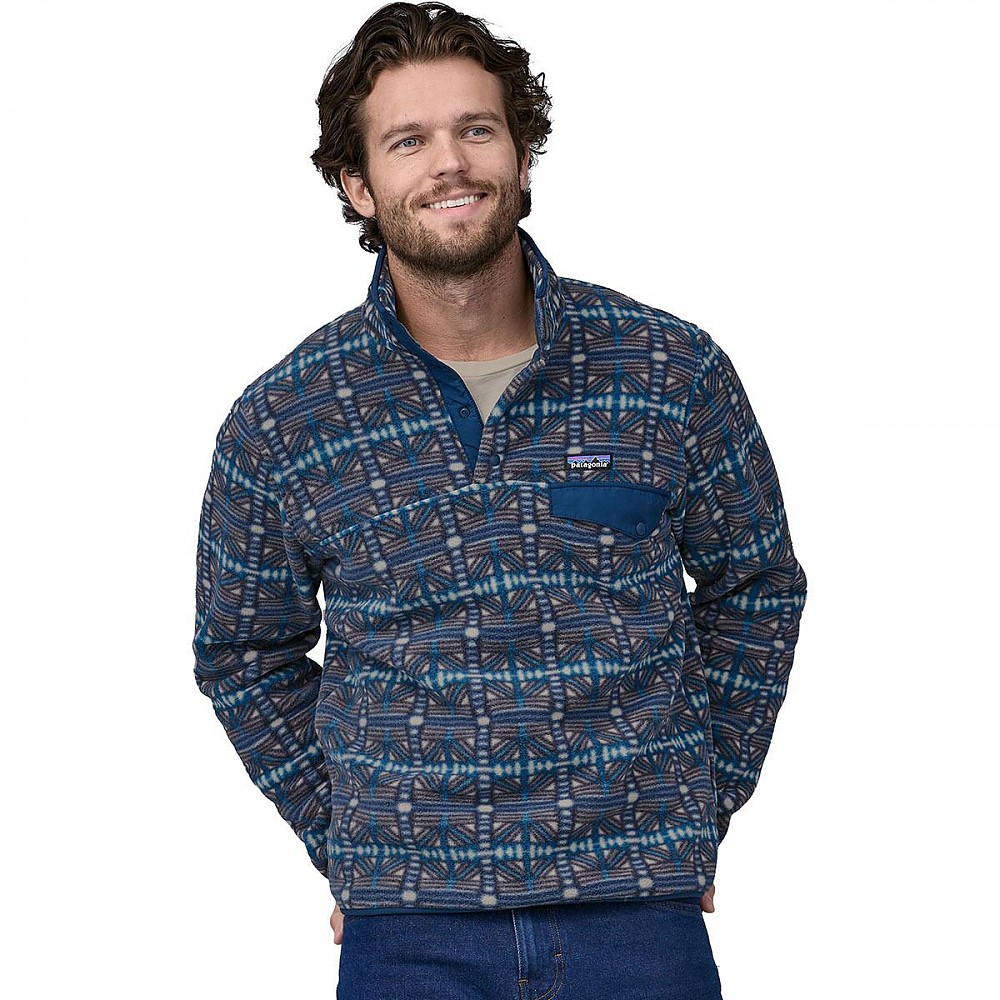 photo: Patagonia Lightweight Synchilla Snap-T Pullover fleece jacket