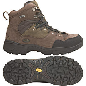 photo: The North Face Men's Conness GTX hiking boot