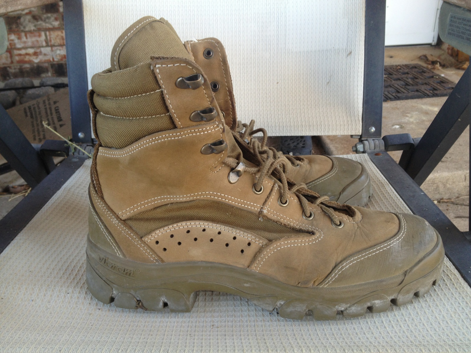 bates mountain combat hiker