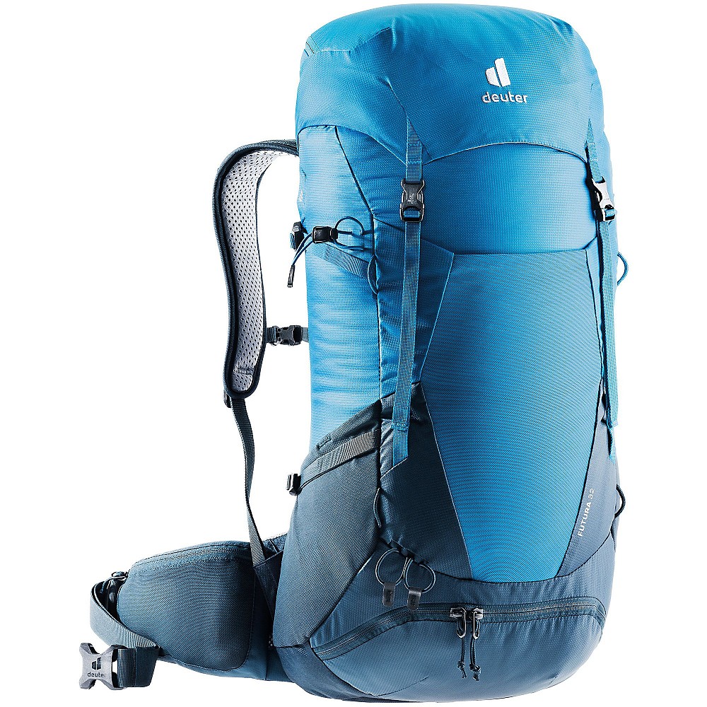 photo: Deuter Futura 32 daypack (under 35l)