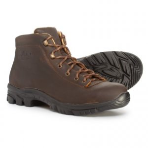 photo: Alico Jackson backpacking boot