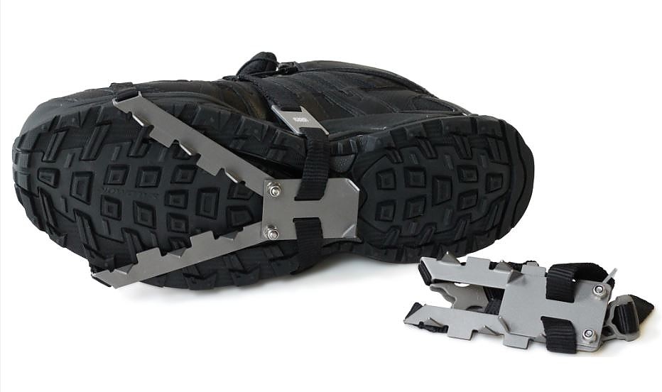 photo: Vargo V3 Pocket Cleats Titanium traction device