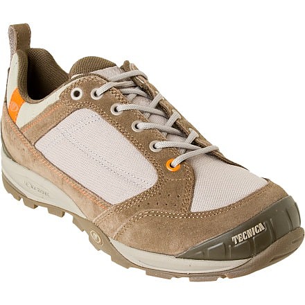 photo: Tecnica Desert Low Trail trail shoe