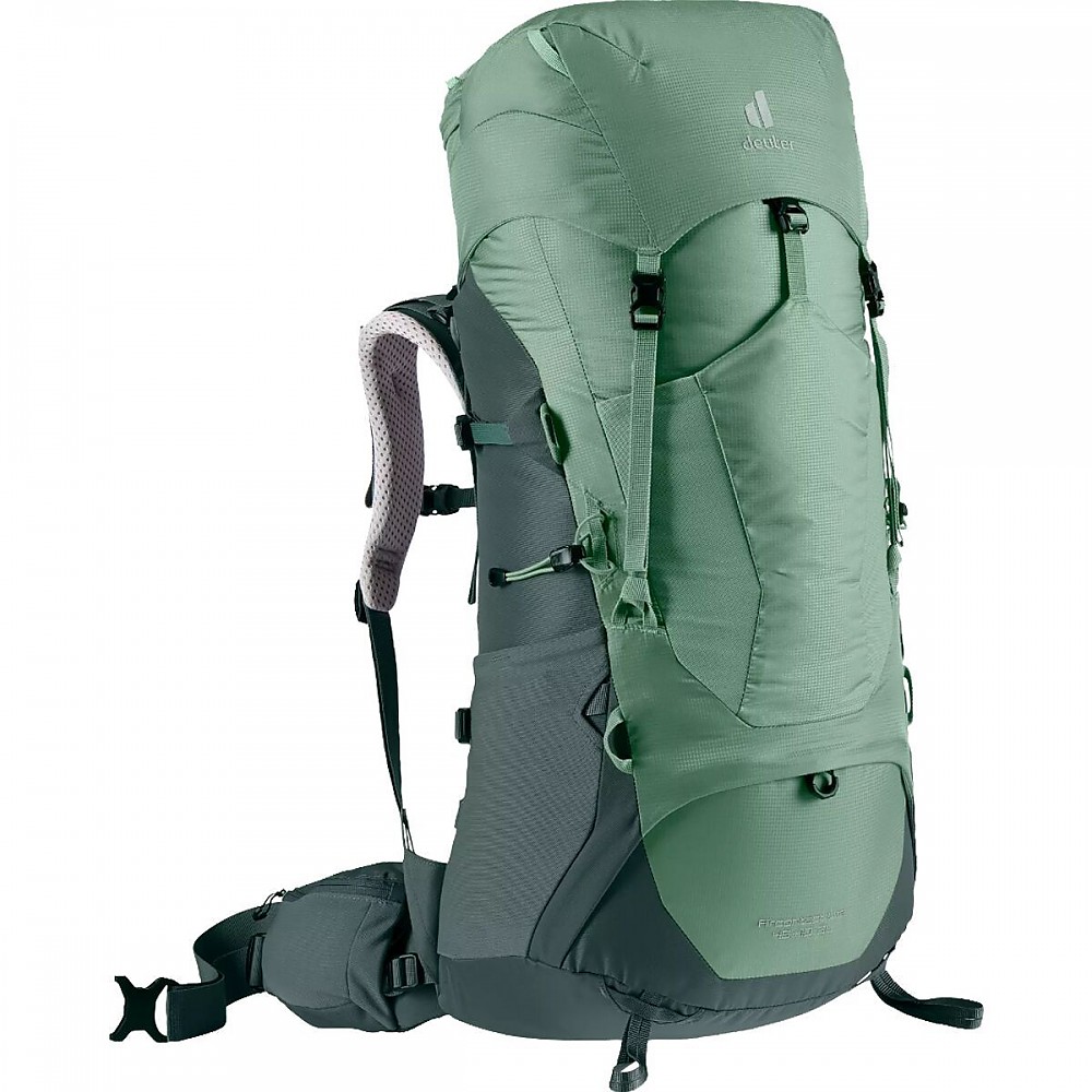 photo: Deuter ACT Lite 45+10 SL overnight pack (35-49l)