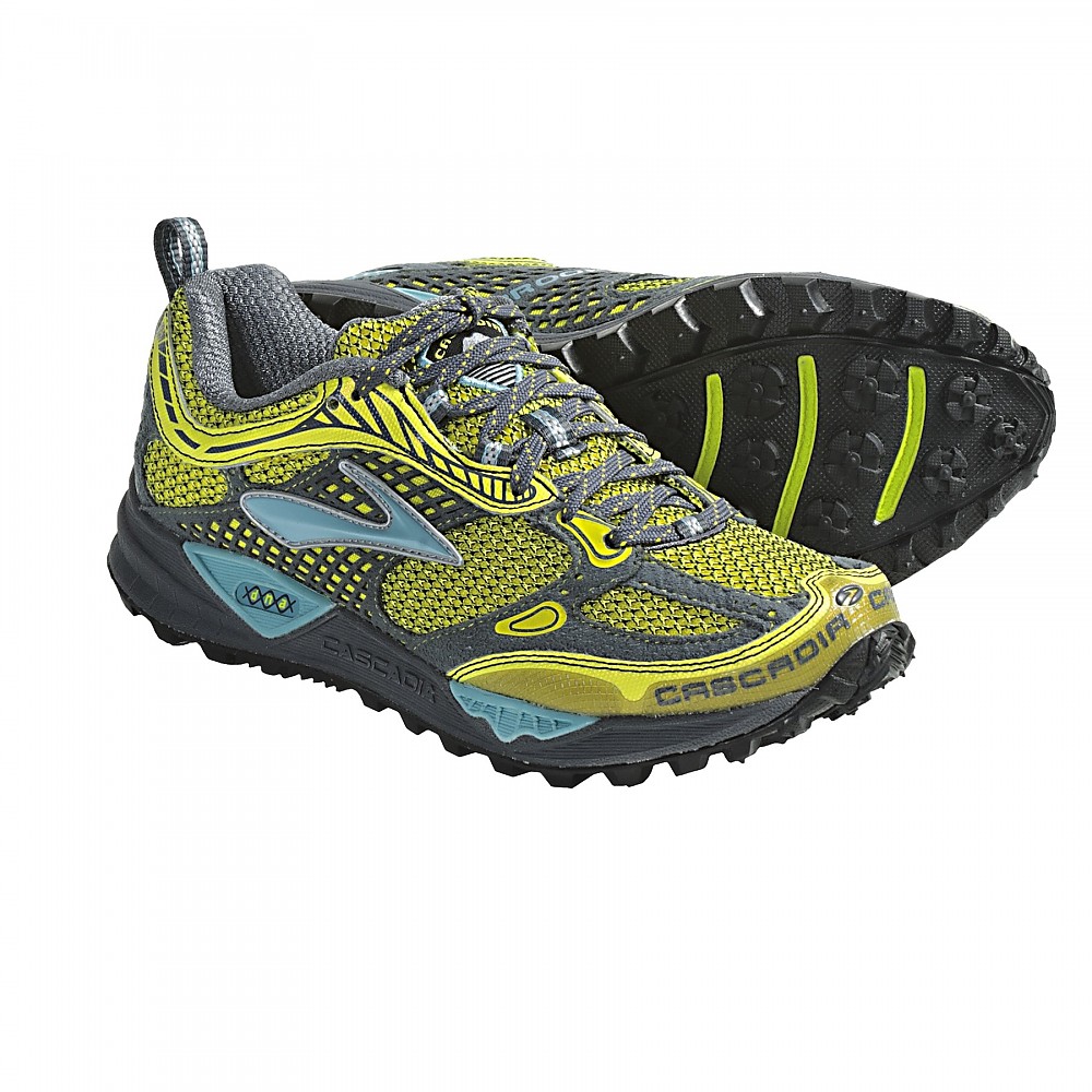 photo: Brooks Women's Cascadia trail running shoe