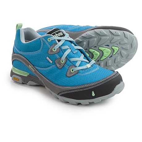 photo: Ahnu Sugarpine Shoe trail shoe