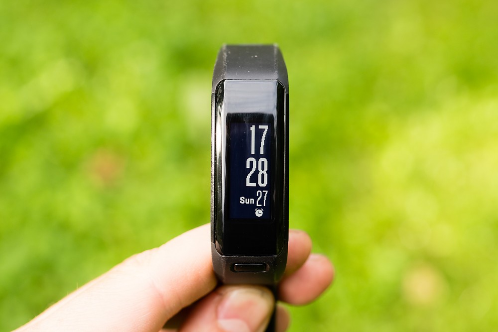 garmin vívosmart hr review