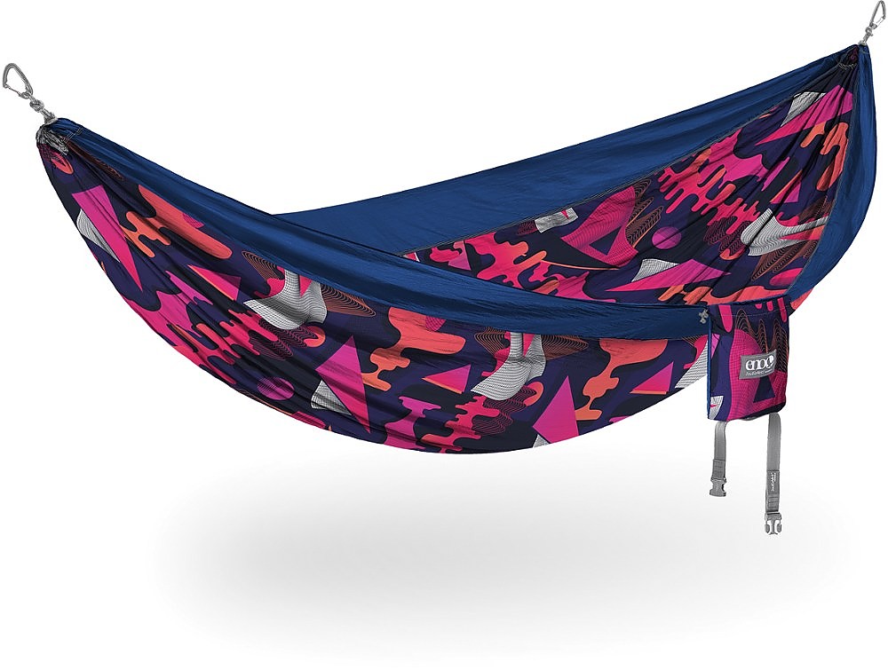 photo: Eagles Nest Outfitters DoubleNest hammock