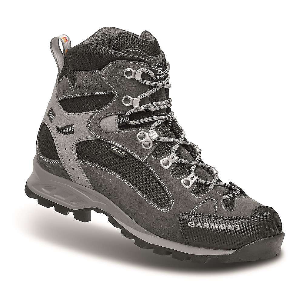 photo: Garmont Rambler GTX hiking boot