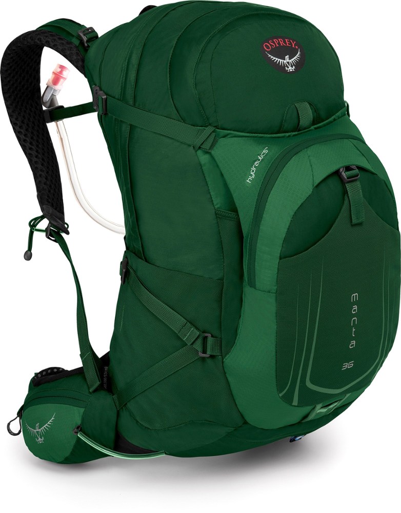 photo: Osprey Manta AG 36 daypack (under 35l)