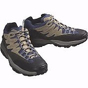 photo: Vasque Men's Catalyst approach shoe