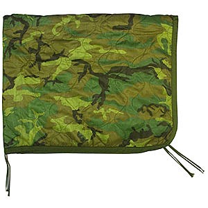 photo: U.S. Military Poncho Liner Woobie top quilt