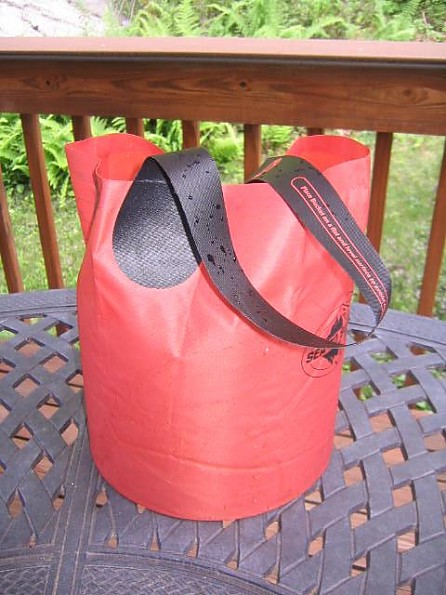 Ultra-Sil Folding Collapsible Bucket