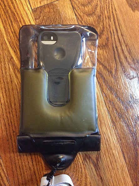 Travelon waterproof phone discount case