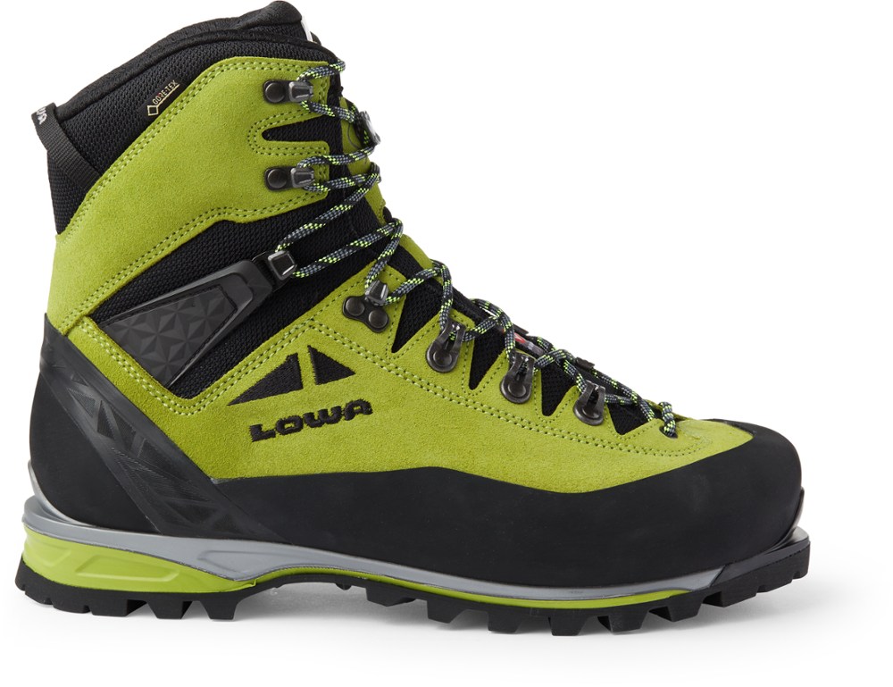 The Best Mountaineering Boots for 2019 - Trailspace