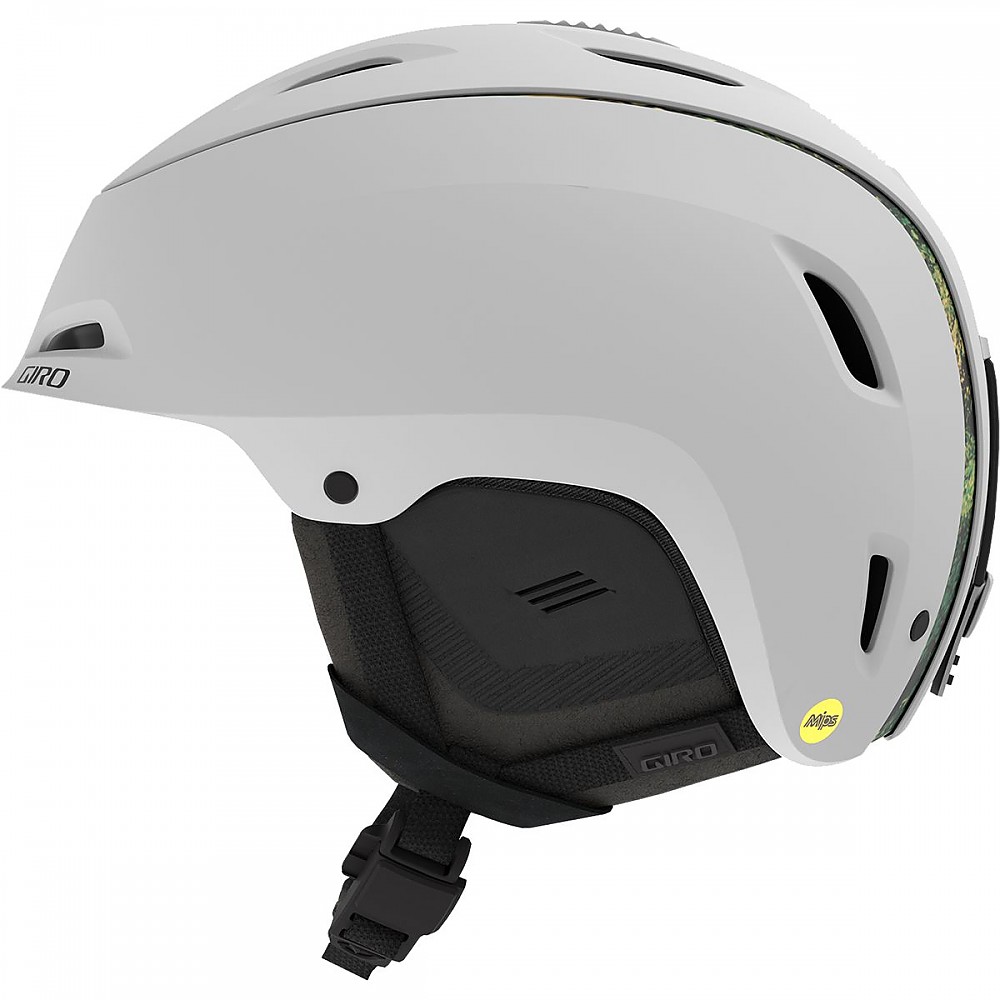 photo: Giro Range MIPS snowsport helmet
