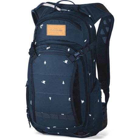 photo: DaKine Men's Nomad hydration pack