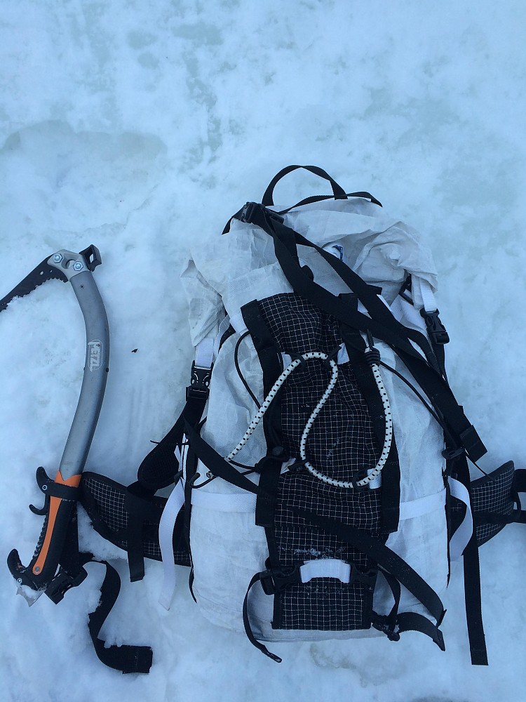 Hyperlite Mountain Gear Dyneema 2400 Ice Pack Reviews Trailspace