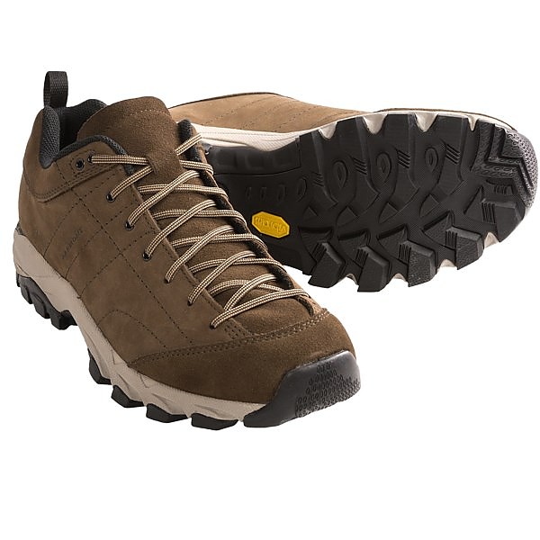 photo: Garmont Men's Montello II trail shoe