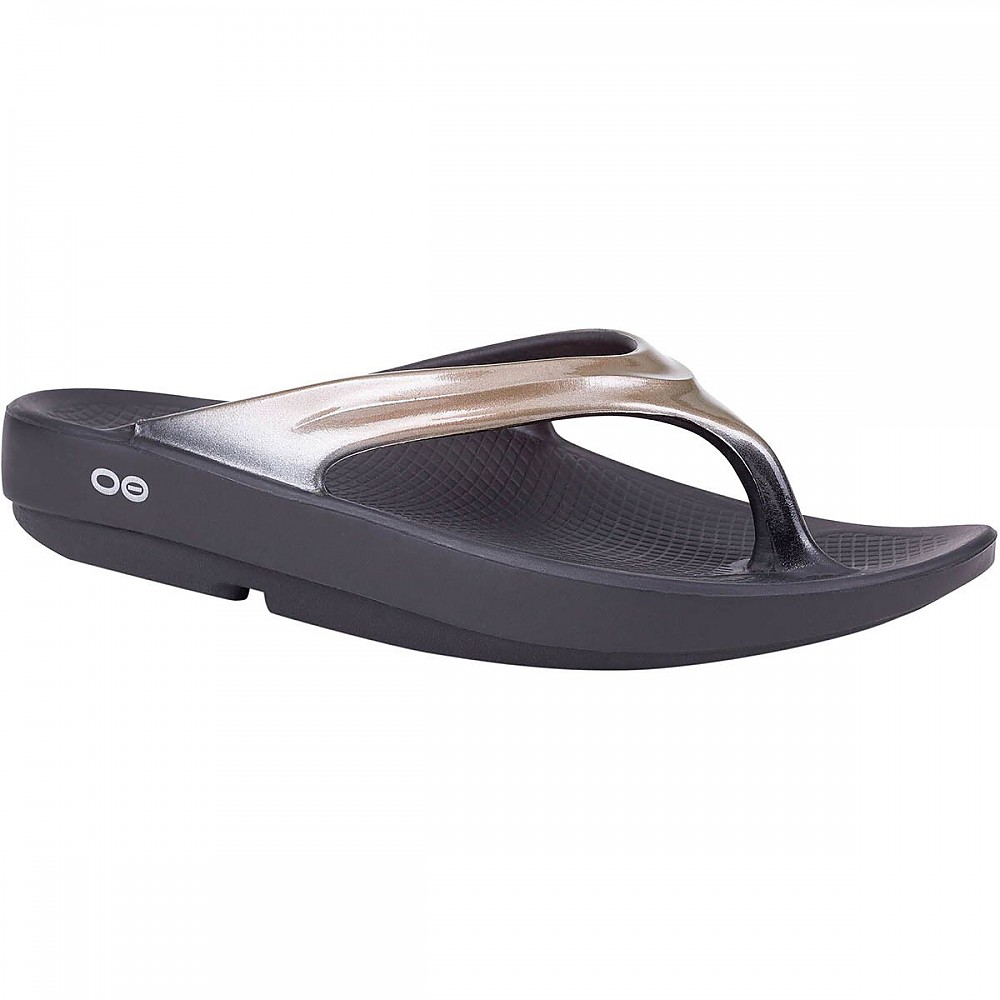 photo: OOFOS OOlala Sandal flip-flop