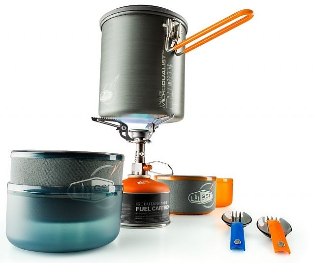 photo: GSI Outdoors Halulite Microdualist Complete pot/pan