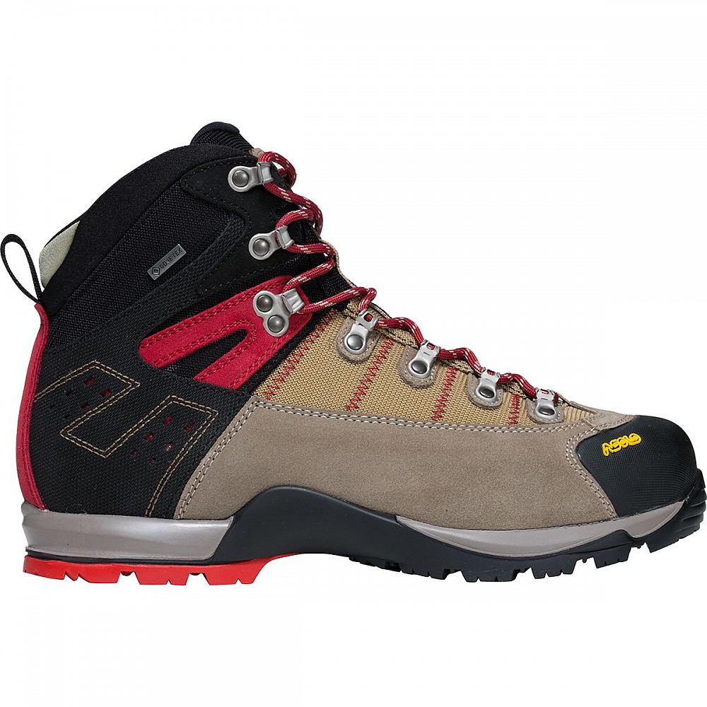 photo: Asolo Fugitive GTX hiking boot