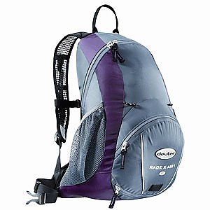 photo: Deuter Race X Air I SL hydration pack