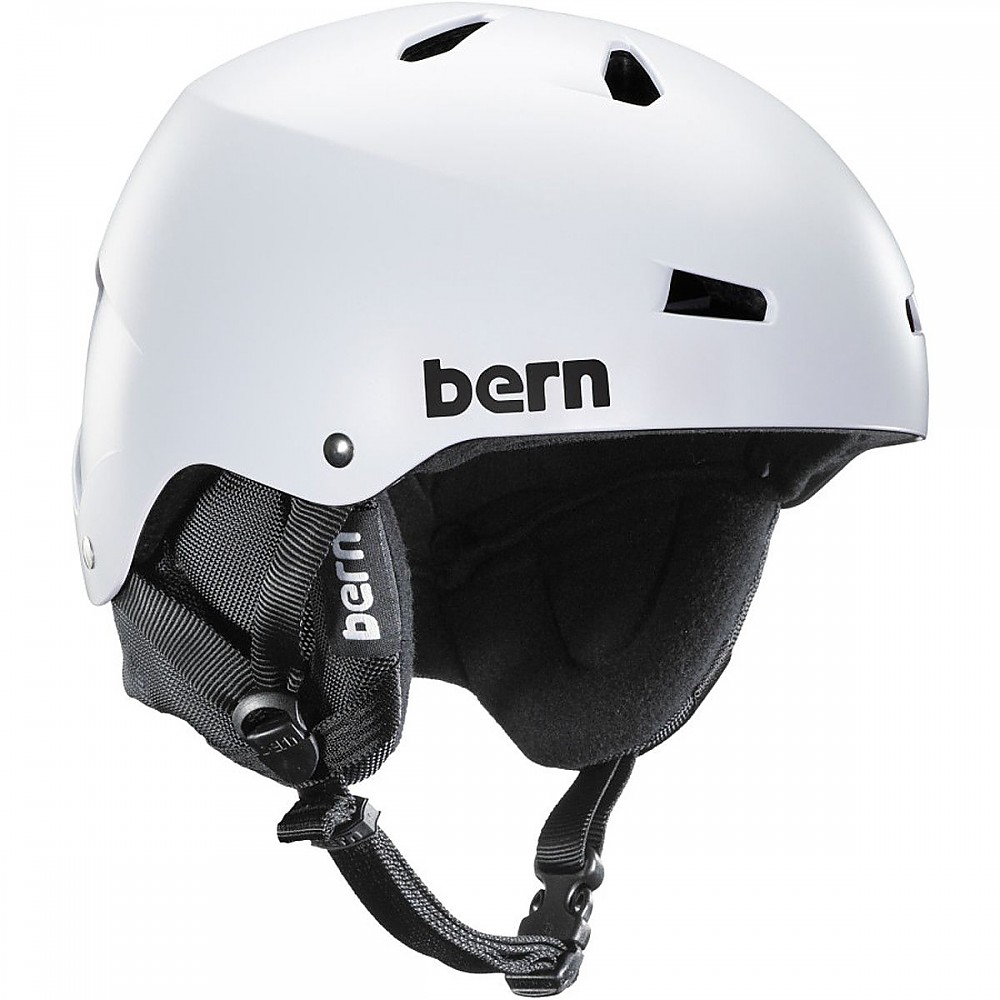 photo: Bern Macon snowsport helmet