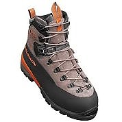 photo: Salomon SM Expert mountaineering boot