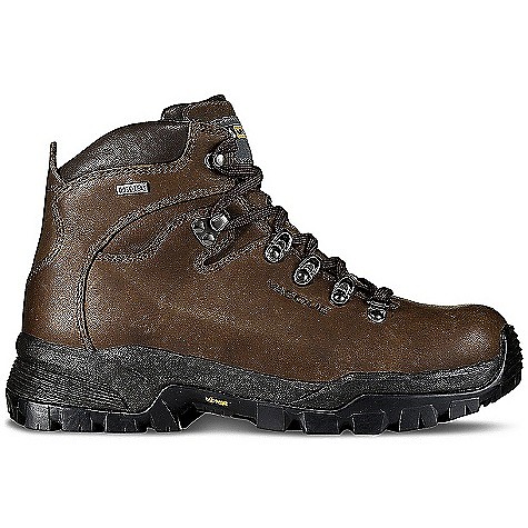 photo: Vasque Summit GTX backpacking boot