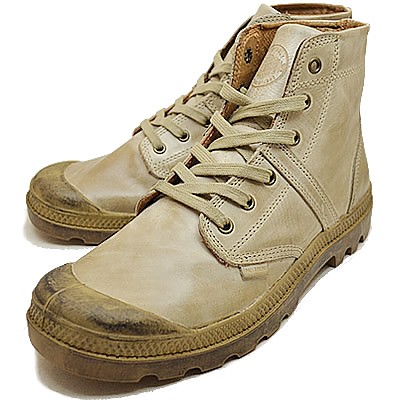 photo: Palladium Pallabrousse hiking boot