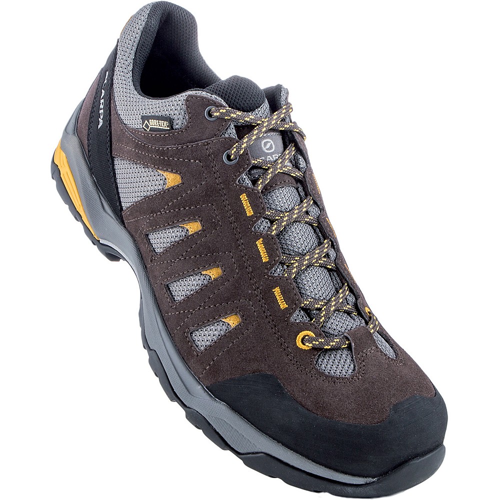 scarpa men's moraine gtx walking shoes