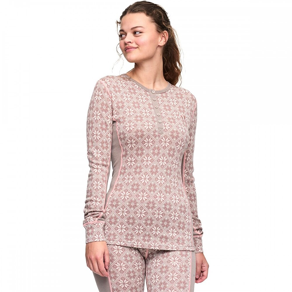 photo: Kari Traa Rose Long Sleeve base layer top