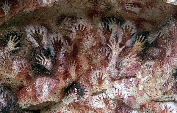 Art-06-Lascaux-Caverns-handprints.jpg