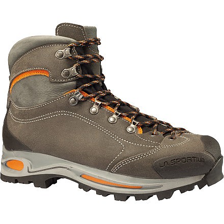 photo: La Sportiva Omega GTX backpacking boot
