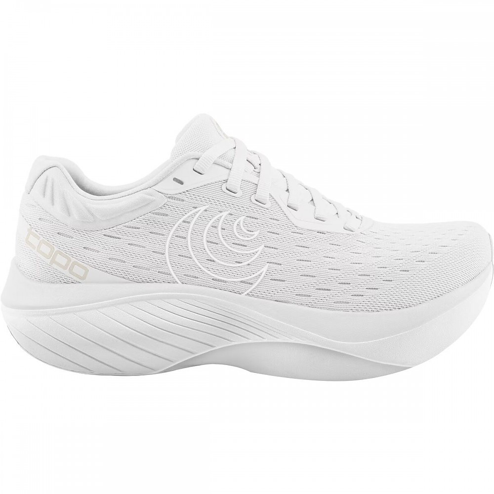 photo: Topo Athletic Women's Atmos  road running shoe