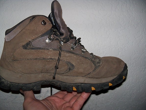 Boots for wet muddy, and slipery trails - Trailspace