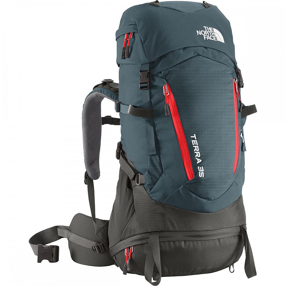 photo: The North Face Kids' Terra 35 overnight pack (35-49l)